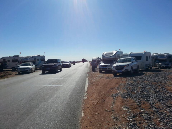 阿拉善英雄會(huì)即將開始 阿拉善英雄會(huì)即將開始