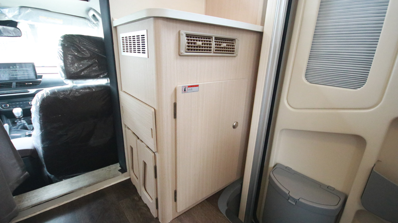 房車小處見(jiàn)細(xì)節(jié),這樣豈不是更方便 房車小處見(jiàn)細(xì)節(jié),這樣豈不是更方便