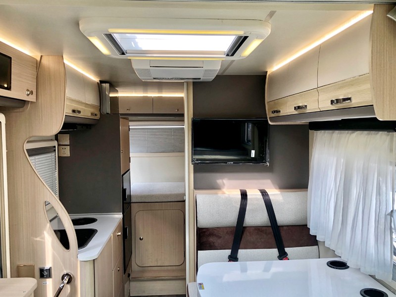 房車(chē)到底能睡幾個(gè)人 房車(chē)到底能睡幾個(gè)人