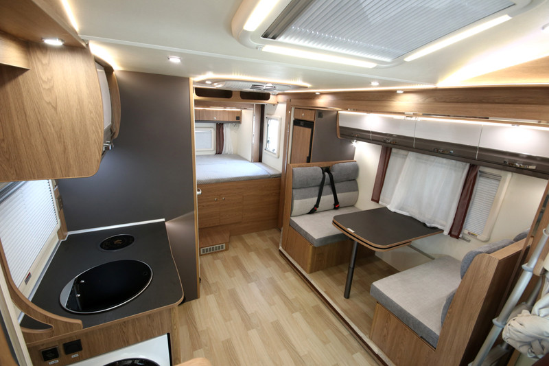 依維柯房車和皮卡房車到底怎么選？