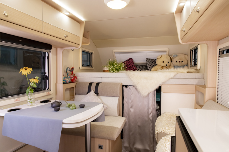 選這輛房車,只為更多山花爛漫 選這輛房車,只為更多山花爛漫