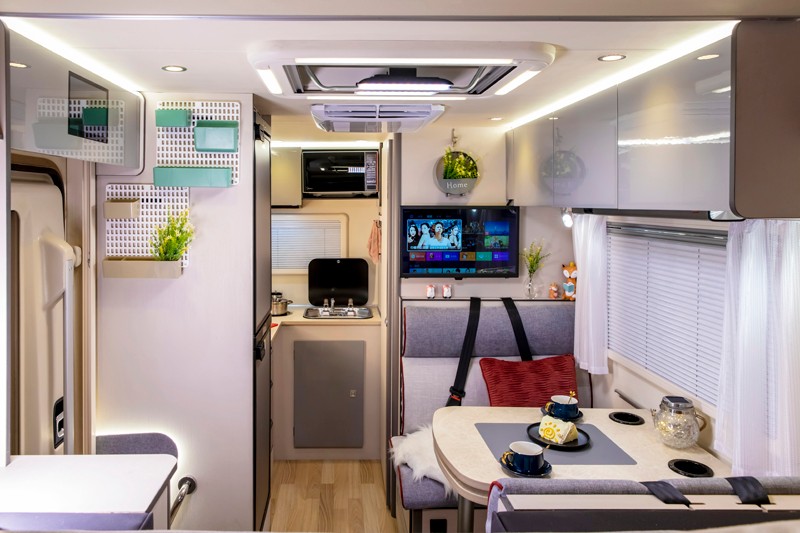 自動檔、四驅房車，可落京牌，這款點贊