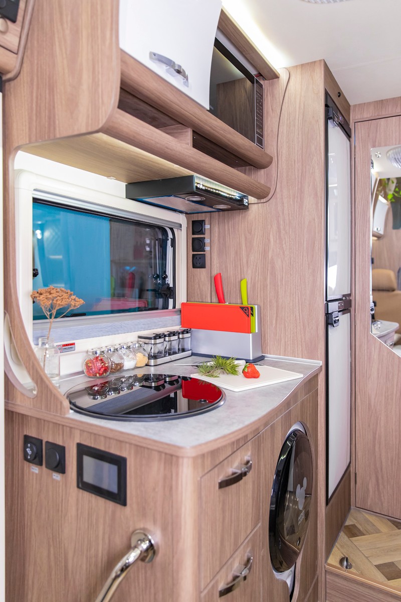 品質(zhì)、安全、舒適、空間,這款房車(chē)沒(méi)得挑 品質(zhì)、安全、舒適、空間,這款房車(chē)沒(méi)得挑