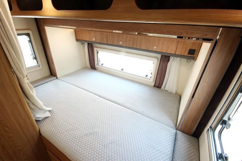 塞拉維房車，夠大，夠舒適