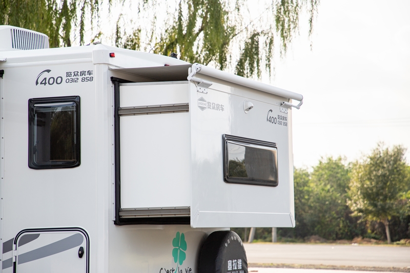 賽拉維房車 雙拓展版實(shí)車拍攝,更顯房車魅力 賽拉維房車 雙拓展版實(shí)車拍攝,更顯房車魅力