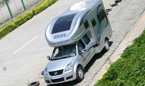 你沒看錯，歡迎來到2012年的房車世界！