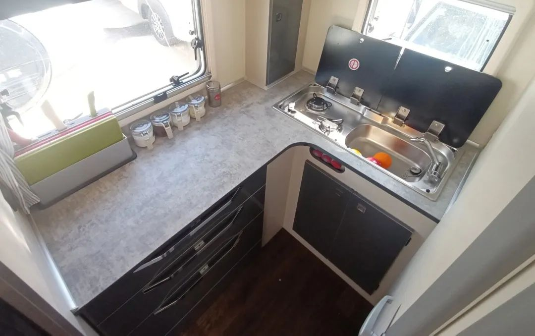 氣場(chǎng)全開!駱駝房車最強(qiáng)全明星陣容,齊了! 氣場(chǎng)全開!駱駝房車最強(qiáng)全明星陣容,齊了!