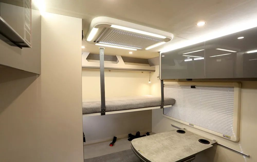 氣場(chǎng)全開!駱駝房車最強(qiáng)全明星陣容,齊了! 氣場(chǎng)全開!駱駝房車最強(qiáng)全明星陣容,齊了!