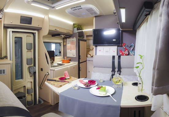 新車上市，你關注很久的房車上市啦